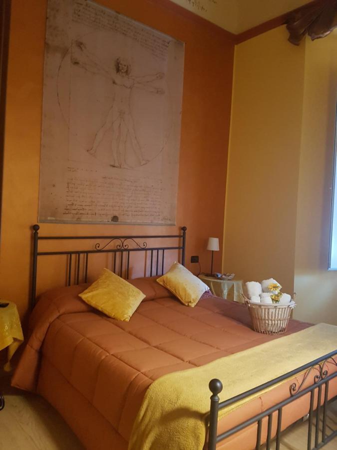 Ghiro Ghiotto Bed & Breakfast Pietra Ligure Bagian luar foto