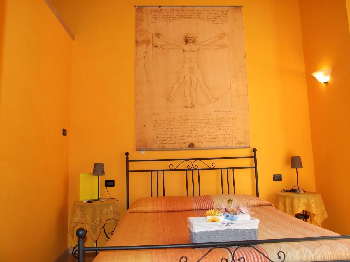 Ghiro Ghiotto Bed & Breakfast Pietra Ligure Bagian luar foto